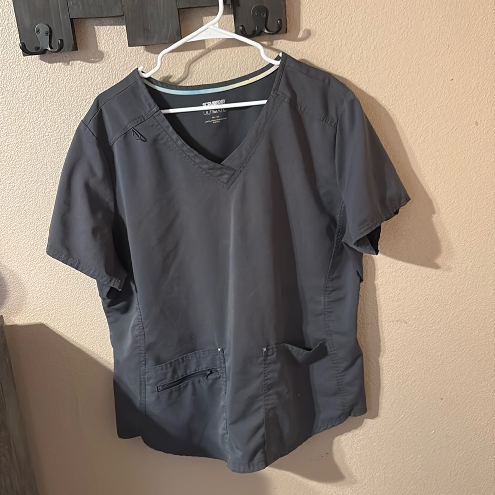 Scrub top